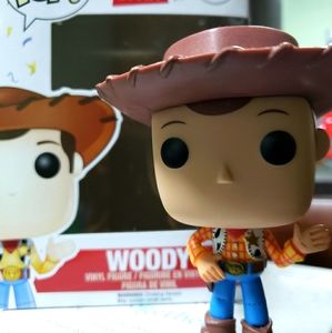 Funko POP! Disney: Toy Story Woody Vinyl Figure